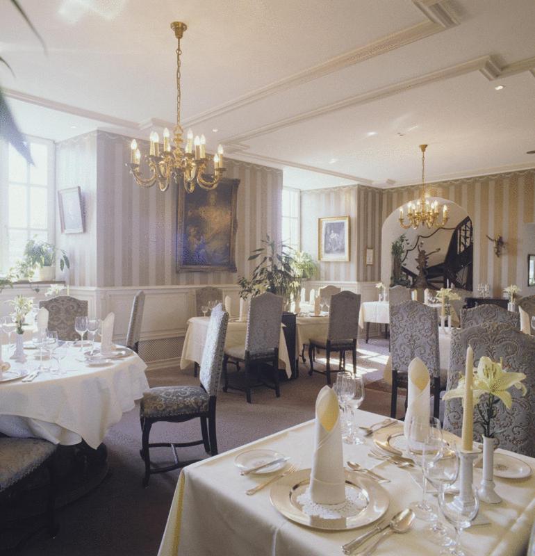 Schlosshotel Kurfuerstliches Amtshaus Dauner Burg Esterno foto